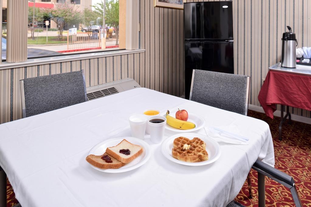 Americas Best Value Inn And Suites Houston/Northwest Brookhollow Einrichtungen foto